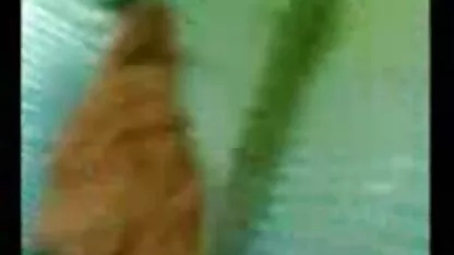 पेशाब !!!!! सेक्सी मूवी हिंदी इंग्लिश