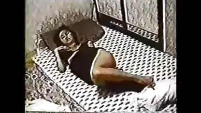 सफेद महिला बनाम इंग्लिश में सेक्सी मूवी एशियाई पुरुष। (Creampie)