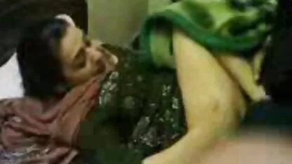 यह एक सींग का हिंदी सेक्सी मूवी इंग्लिश बना हुआ काला बड़ा आकार का गैल है