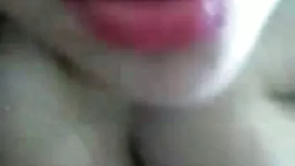 Milf कैम पर उसके सेक्सी इंग्लिश मूवी सेक्सी इंग्लिश मूवी विशाल स्तन मिलाते हुए